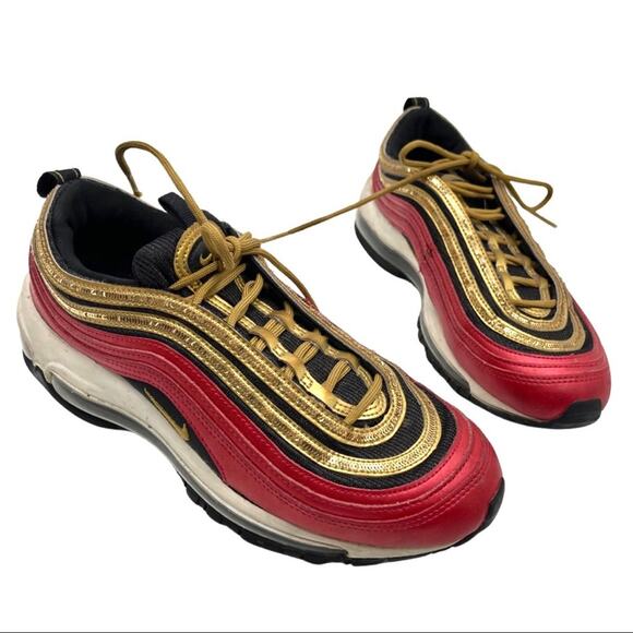NIKE WOMENS AIR MAX 97 RED METALLIC GOLD SEQUIN SIZE 8.5  CT1148 600 - Picture 1 of 9